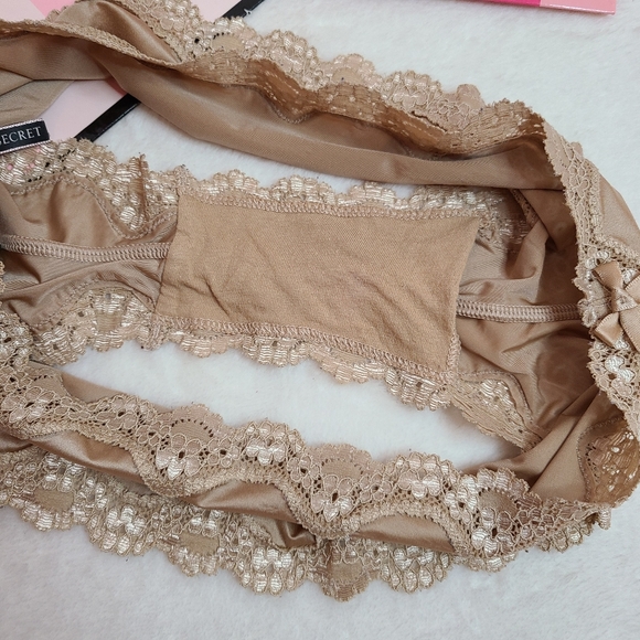 Y2K Victoria's Secret Silky Satin Lace Classic Cheeky Panty Size M Beige - Picture 4 of 7